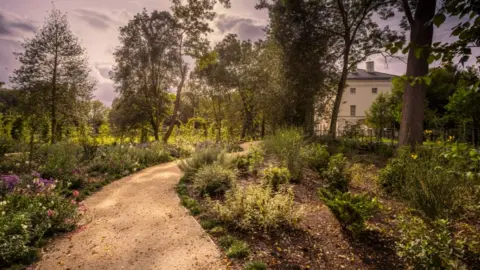 English Heritage Marble Hill gardens