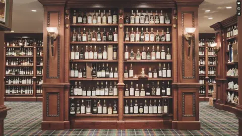 Whisky Auctioneer Gooding 'pub' collection