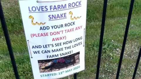 Cambs Police Rock snake sign