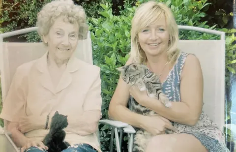 Family Photo Tina Judd with her mum