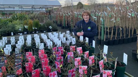 BBC Beth Lunney and her flowers