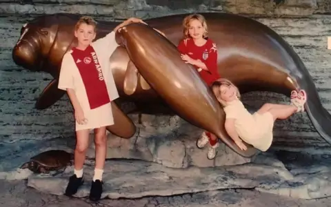 Family photo Maddy Cusack with her family