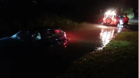 Severn Area Rescue Association Car being rescued from near The Boat Inn