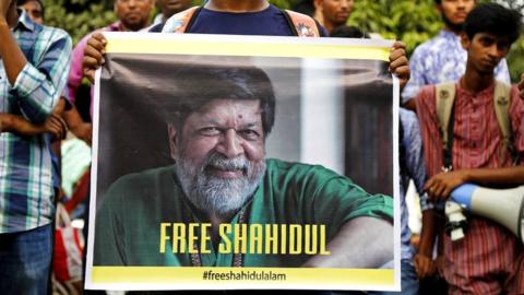 Shahidul Alam: Jailed journalist's powerful photos of Bangladesh - BBC News