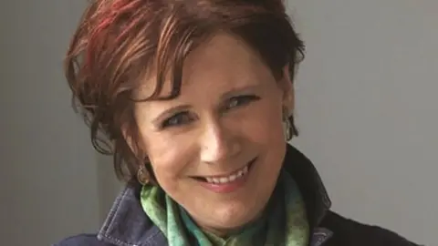 Sane Marjorie Wallace