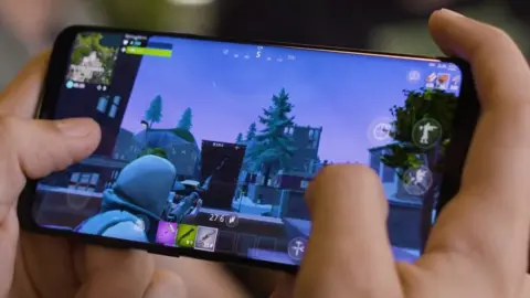 Google is irresponsible claims Fortnite's chief in bug row