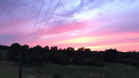 Leigh Guyatt The evening sky at the Howe, Wheatley