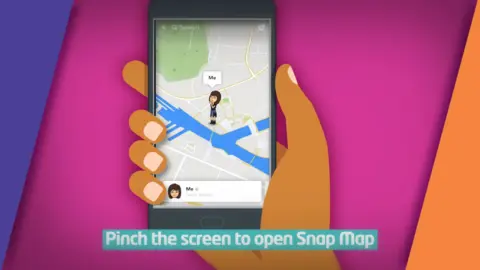 Newsround Picture of pinching snap map