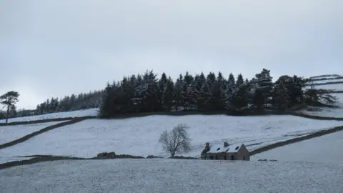 Derek B/BBC Weather Watchers Stow