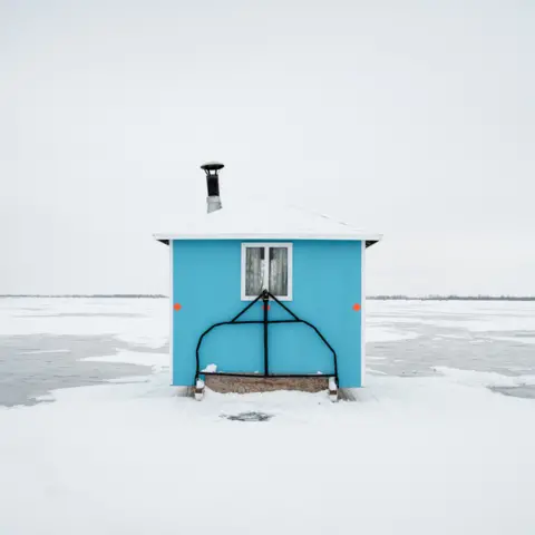 Sandra Herber A fishing hut