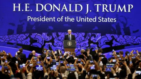 Reuters US President Donald Trump speaks on the final day of the APEC CEO Summit ahead of the Asia-Pacific Economic Cooperation (APEC) leaders summit in Danang, Vietnam, on 10 November 2017.