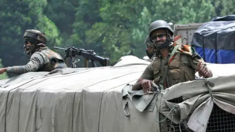 Indian troops heading for Ladakh in September 2020