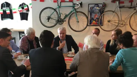 Carwyn Jones, FM and cyclists