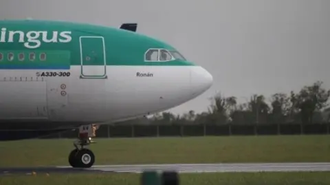 RTÉ Aer Lingus flight from China returns to Dublin