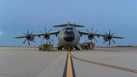 EPA Spanish plane landing in Kabul