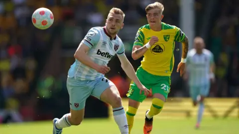 Joe Giddens West Ham United"s Jarrod Bowen (left) and Norwich City"s Brandon Williams in action during the Premier League match at Carrow Road, Norwich