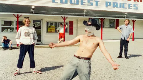 Pooneh Ghana The five band members of Shame