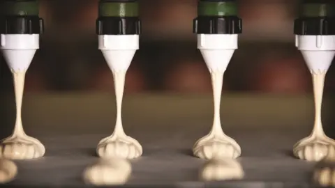 Flower and White Piping caramel meringue bars at Flower and White