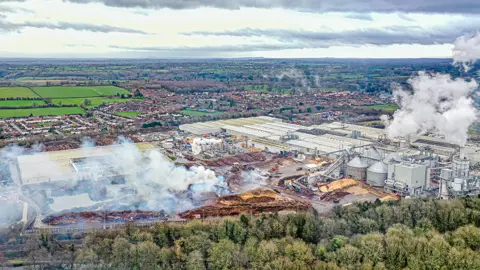 fetherstone-photography.com aerial photo of factory fire