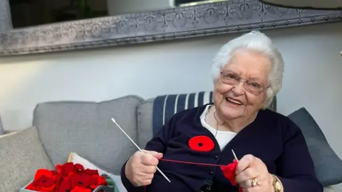 Marjorie Rigby knitting poppies