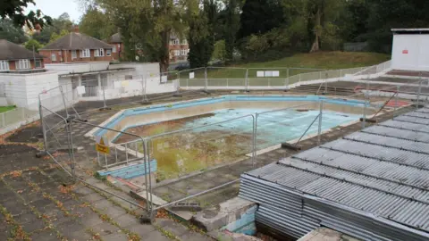 Deborah Norwood This is of the training junior pool. The metal scaffolding on the right of the image is the main pool, that has been covered with scaffolding.