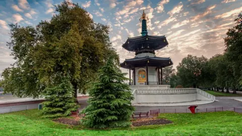 Getty Images Battersea Park peace pagoda