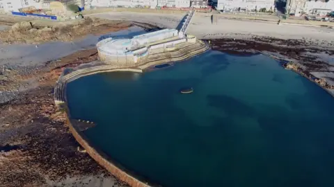 BBC Havre des Pas aerial