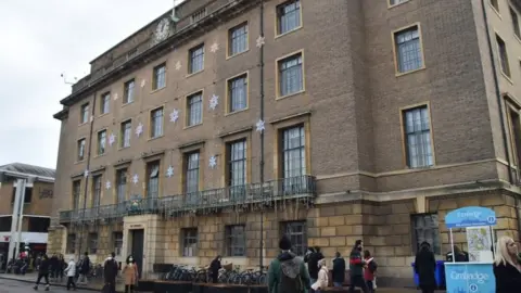 Geograph/N Chadwick The Guildhall, Cambridge