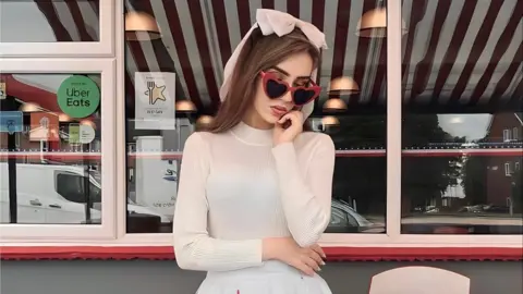 What Is the Coquette Aesthetic? A Guide to the Viral TikTok Fashion Trend