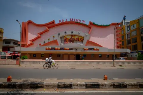 Hemant Chaturvedi WM Namjoshi