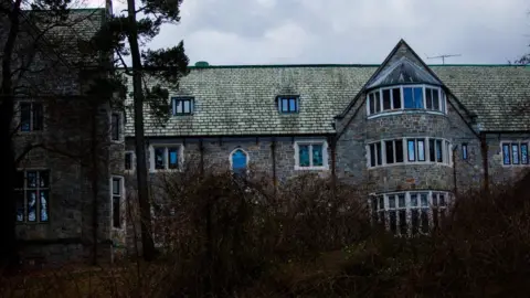 AFP Killenworth compound at Glen Cove, Long Island, New York - 2016 photo