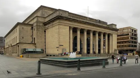 David Dixon / Geograph Sheffield City Hall