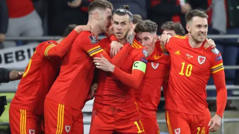 Getty Images Gareth Bale celebrates his goal