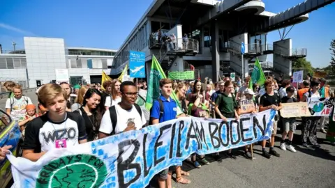 EPA Young people take part in a Fridays for Future demonstration for climate action at Düsseldorf International Airport