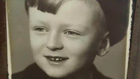 Lord Alf Dubs Lord Alf Dubs as a child