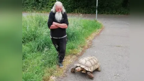 Mark Ingall Man with tortoise