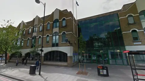 Google Stoke Newington police station