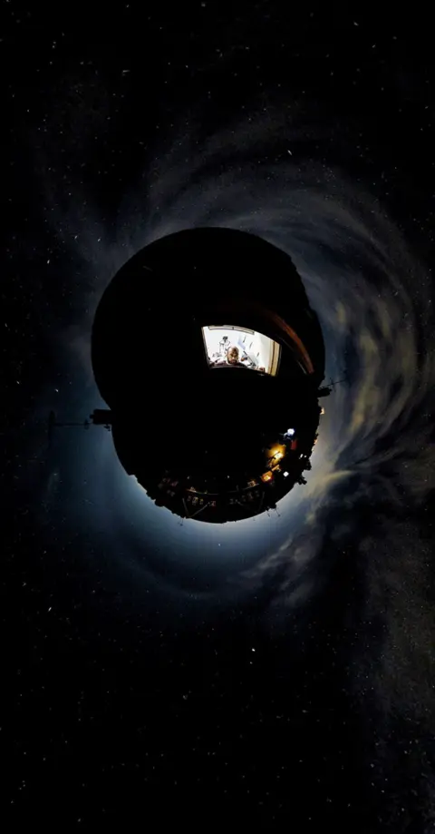 Brandon Ellison 360 view from a window