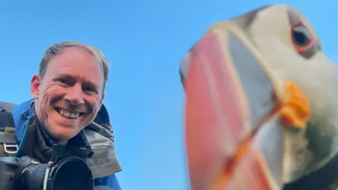 Drew Buckley Drew's selfie with a puffin