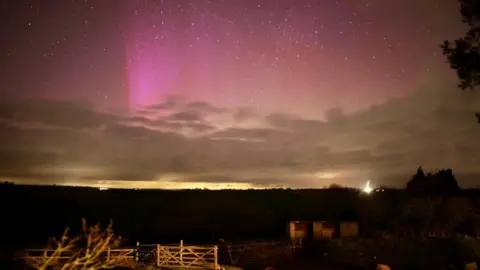 WeatherWatchers/High Lions Northern Lights above Bulmer, North Yorkshire