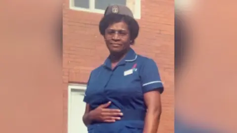 Gloria Hanley Gloria Hanley