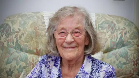 Martin Giles/BBC Dianna Abrey