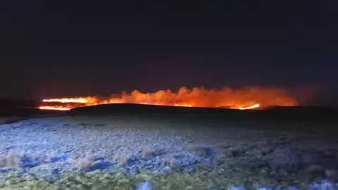 WYFRS Marsden Moor fire