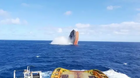 Reuters 25/08/2020 Reuters