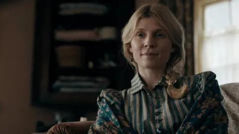 Apple TV Clemence Poesy