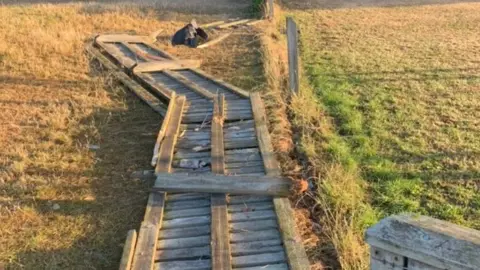 Knocked-down fence