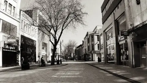 Tim Parfitt Cardiff's Queen St deserted