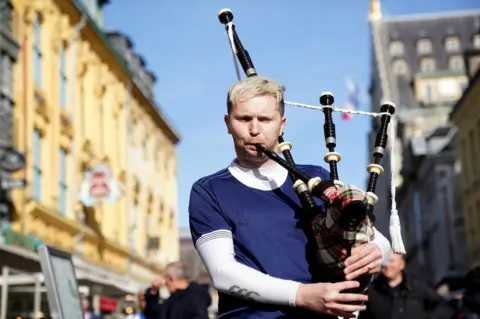 PA Media Scotland fan