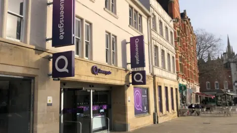 Queensgate entrance, Peterborough