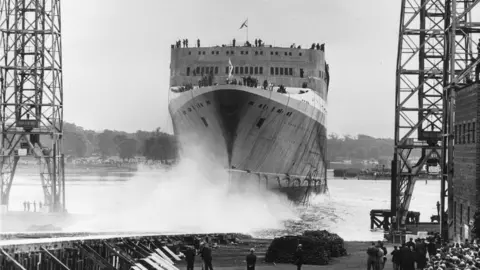 Evening Standard The QE2 taking to the water at Clydebank
